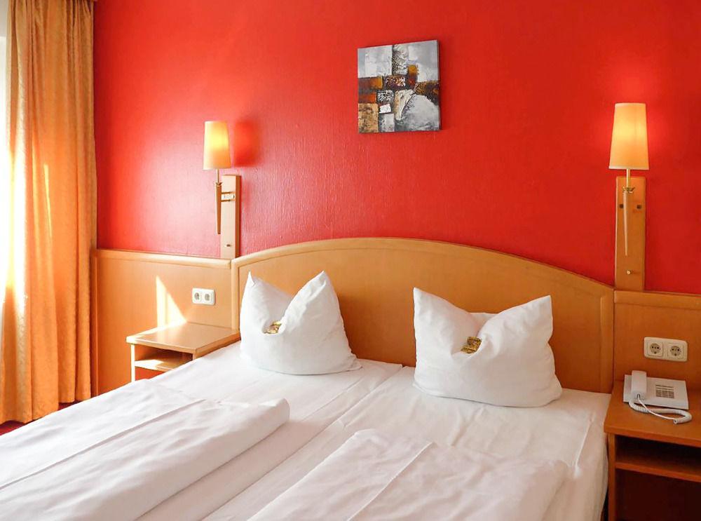 Centro Mondial City, Trademark Collection By Wyndham 3* München